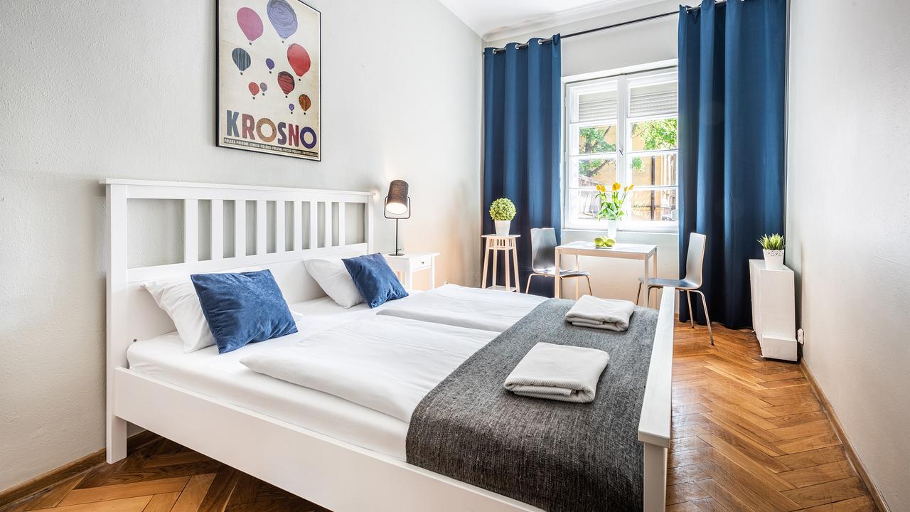 クラクフ Flaminio Smart Sleepアパートホテル エクステリア 写真